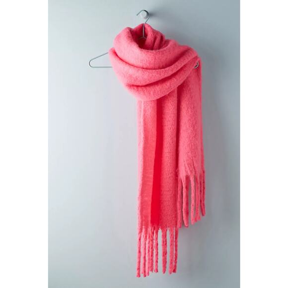 Anthropologie  Scarf  PINK thick/soft Over Size - Picture 1 of 5